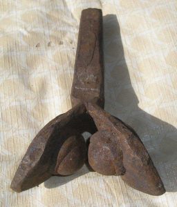 January 2012 Web Exclusive Mystery Tool Image